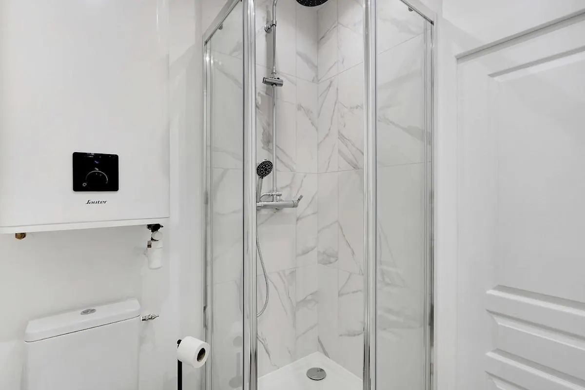A0# Republic # Marais # 1Bedroom # Paris03 # Ac France